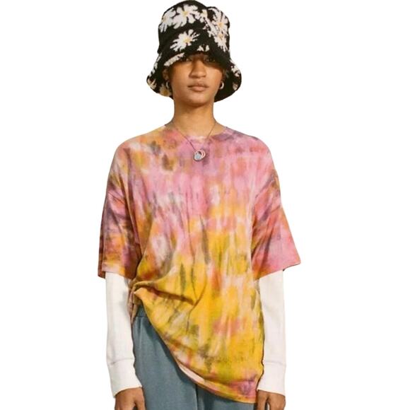 Urban Outfitters Kimchi Blue Perfect Tie-Dye Oversized Tee Size XS - Picture 1 of 11